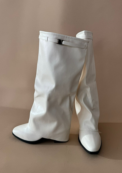 Monique - Bota de pierna ancha efecto arrugado