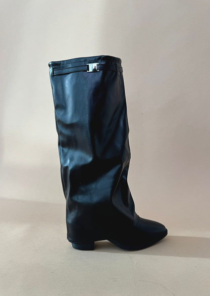 Monique - Bota de pierna ancha efecto arrugado