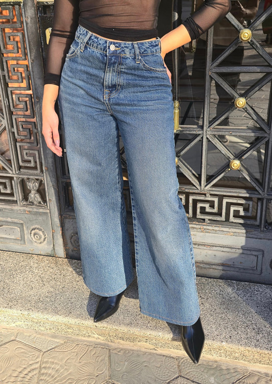 Siena - Botín de charol acabado en punta